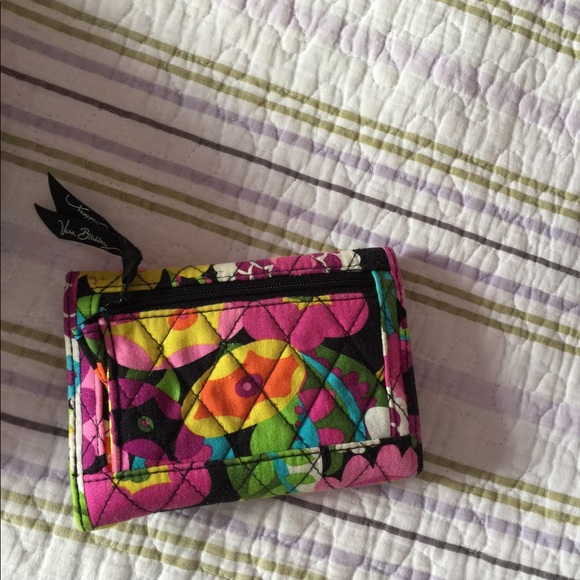 Vera Bradley Clare Crossbody and Euro Wallet - Picture 4 of 4